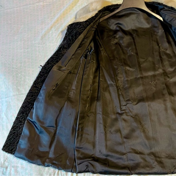 Vintage Black 50s Persian Lamb Coat with Fur Collar 3/4 Length Sleeves, Size M - Picture 8 of 16